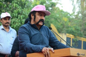 Celebs At Breast Cancer Awareness Walk